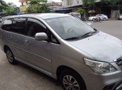 Bán xe Toyota Innova 2.0 AT đời 2015, màu bạc