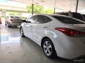 Bán ô tô Hyundai Elantra GLS đời 2014, màu trắng