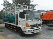 Lô mới 6 xe tải Hino FC9JJSW-5,4 tấn chở gia cầm thùng dài 5,6M sản xuất 2017, giá 770tr