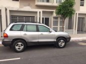 Cần bán gấp Hyundai Santa Fe AT đời 2003 xe gia đình