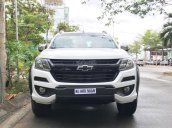 Bán Chevrolet Colorado High Country 2.5 AT 4x4 đời 2018, màu trắng, nhập khẩu, giá chỉ 819 triệu