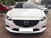 Bán Mazda 6 2.0AT đời 2015, màu trắng số tự động, giá 810tr