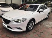 Bán Mazda 6 2.0AT đời 2015, màu trắng số tự động, giá 810tr