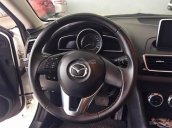 Cần bán Mazda 3 đời 2015, màu trắng