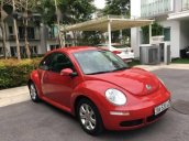 Bán xe Vonlkswagen New Beetle đời 2010 màu đỏ, chính chủ