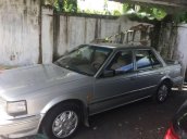 Bán Nissan Bluebird đời 1991 màu bạc, máy lạnh sâu