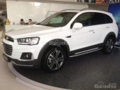 Bán Chevrolet Captiva Revv 2017, hỗ trợ vay 100%, có xe giao ngay - Gọi Ms. Lam 0939 19 37 18