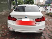 Cần bán gấp BMW 320i đời 2015, màu trắng, nhập khẩu nguyên chiếc