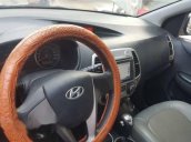 Cần bán xe Hyundai i20 năm 2009, màu bạc, nhập khẩu chính chủ, giá tốt