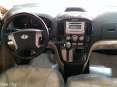 Bán xe 9 chỗ, Hyundai Starex 2.5MT, màu đen