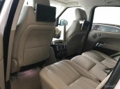 Bán Range Rover HSE màu trắng đăng ký 2015, xe đẹp chạy 1.8 vạn