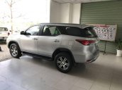 Bán Toyota Fortuner G năm 2017, màu bạc, nhập khẩu, 981 triệu