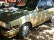 Bán Toyota Corona đời 1986, màu vàng, nhập khẩu