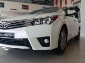 Cần bán Toyota Corolla altis đời 2017, màu trắng