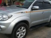 Bán xe cũ Toyota Fortuner G đời 2012, màu bạc, giá tốt