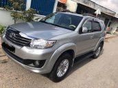 Bán Toyota Fortuner đời 2013, màu bạc, giá 750tr