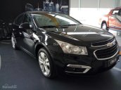 Bán Chevrolet Cruze LT 2017, ưu đãi 70tr, trả trước 10%, bảo hành 3 năm, giao xe tận nhà, LH Nhung 0907148849