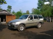 Cần bán Ssangyong Musso SUV đời 2003, màu ghi vàng, nhập khẩu nguyên chiếc