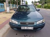 Bán xe cũ Toyota Camry 3.0 đời 2001, xe nhập