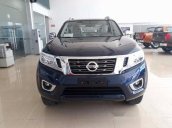 Cần bán xe Nissan Navara VL đời 2017, màu xanh lam