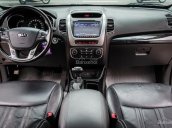 Bán xe Kia Sorento 2.4 GATH đời 2015, màu trắng, giá 815tr