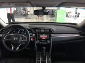 Honda Civic 2017 chỉ còn 898 triệu, hỗ trợ vay 85%, LH: 0932.111.883