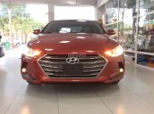 Cần bán xe Hyundai Elantra 1.6AT 2017, khuyến mại Full đồ, giá tốt nhất thị trường, giao xe ngay