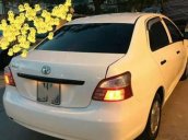 Cần bán xe Toyota Vios 2010, màu trắng chính chủ