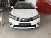 Bán xe Toyota Corolla altis đời 2017, màu trắng