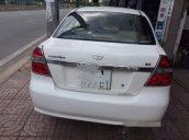 Bán Daewoo Gentra MT đời 2009, màu trắng số sàn, giá tốt