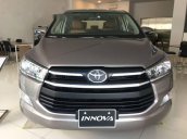 Bán Toyota Innova đời 2017, màu xám, 743 triệu