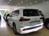 Bán ô tô Lexus LX 570 xuất Mỹ sản xuất năm 2016, màu trắng, nhập khẩu nguyên chiếc