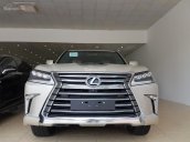 Cần bán xe Lexus LX 570 màu vàng, sản xuất 2016, mới 100%