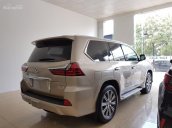 Cần bán xe Lexus LX 570 màu vàng, sản xuất 2016, mới 100%