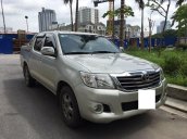 Bán Toyota Hilux đời 2012 số sàn, giá chỉ 425 triệu