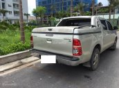 Bán Toyota Hilux đời 2012 số sàn, giá chỉ 425 triệu