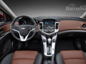 Bán Chevrolet Cruze LTZ 1.8L đời 2017, màu đen 699tr, KM 70tr