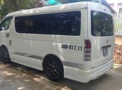 Bán xe Toyota Hiace đời 2005, màu trắng