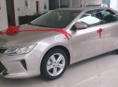 Bán Toyota Camry Q đời 2017, xe mới, giá tốt