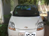 Bán Chevrolet Spark đời 2011, màu trắng còn mới, 200 triệu