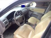 Bán xe Mazda 626 đời 2004, màu đen chính chủ