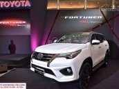 Toyota Fortuner 2017 nhập khẩu mới 100%, đủ màu giao ngay, tặng phụ kiện, hỗ trợ trả góp đến 90%