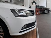 Bán Volkswagen Jetta đời 2017, màu trắng, xe nhập, giá chỉ 999 triệu