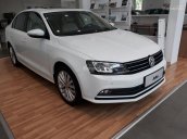 Bán Volkswagen Jetta đời 2017, màu trắng, xe nhập, giá chỉ 999 triệu