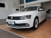 Bán Volkswagen Jetta đời 2017, màu trắng, xe nhập, giá chỉ 999 triệu