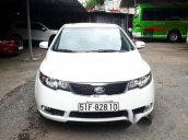 Bán xe Kia Forte đời 2012, màu trắng chính chủ