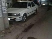 Cần bán gấp Nissan Bluebird đời 1985, màu trắng, giá tốt