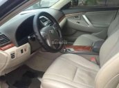 Cần bán gấp Toyota Camry đời 2011, màu đen, giá tốt