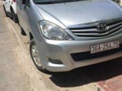 Chính chủ bán Toyota Innova MT đời 2009, màu bạc giá chỉ 575 triệu