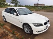 Bán BMW 3 Series 320i đời 2011, màu trắng, xe nhập còn mới, 655tr